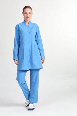 Alternative view of Önlük Tesettür Doktor Hemşire Forması Takım Açık Mavi (Alpaka Kumaş)